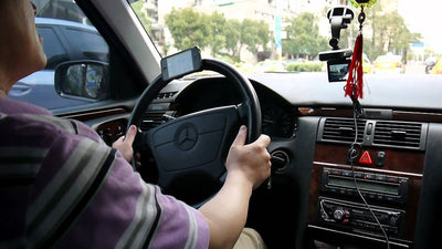 Phone Holder Mounted on Steering Wheel